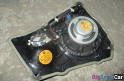 Динамик лев. (65 Аудио, навигация, информ. системы) 65139151971