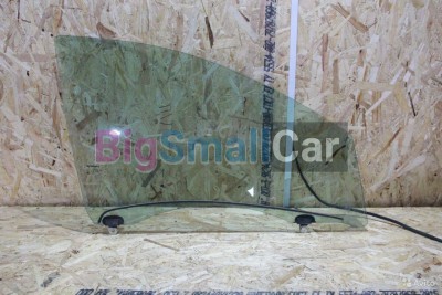 Переднее правое стекло Renault fluence