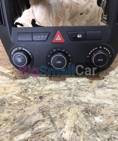 Блок Управления отопителям KIA Ceed 1 07-12